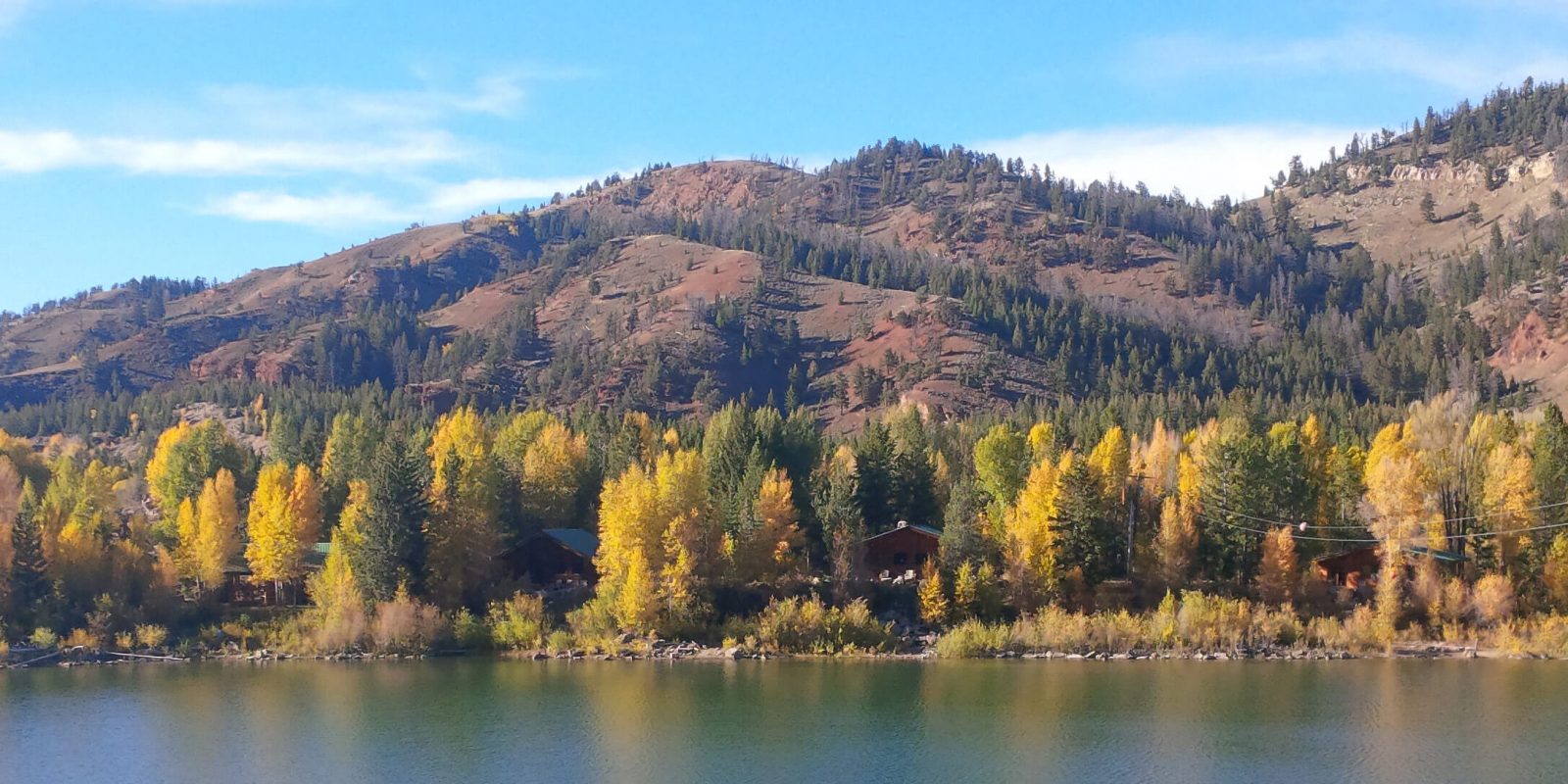 Fall on Lower Slide Lake at Budges' Slide Lake Cabins