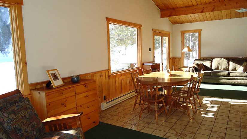 Cabin 1 living and dining areas